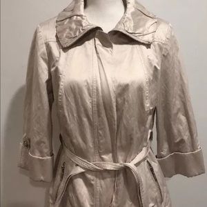 ✅White House Black Market Jacket